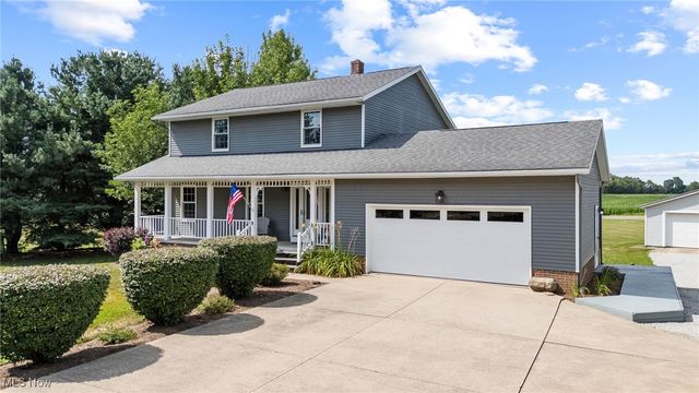 6416 Fernlane Cir NE, Hartville, OH 44632
