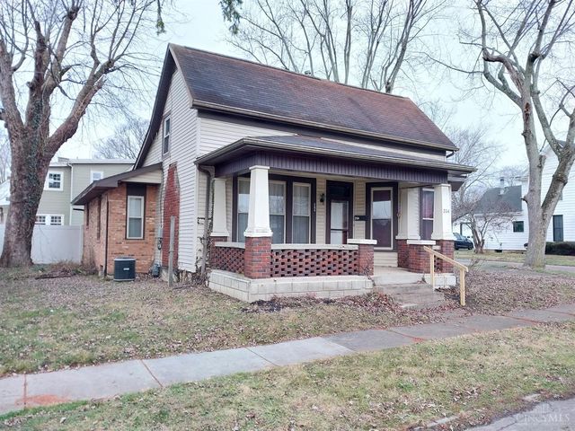 204 S  4th St, Greenfield, OH 45123