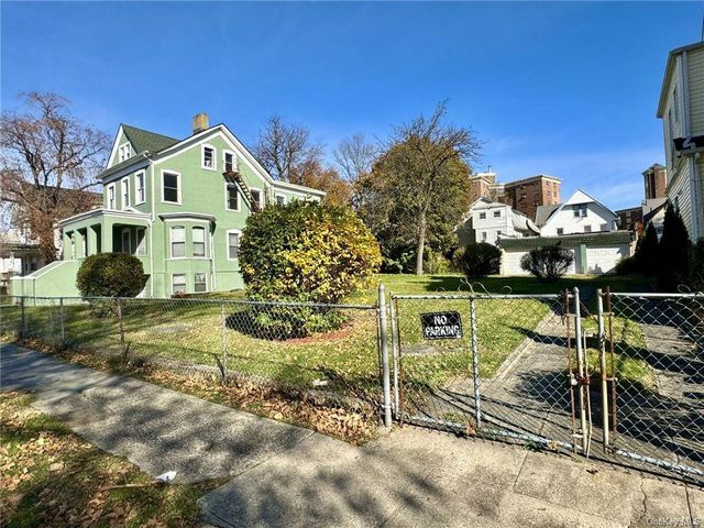 217 S  10th Ave  #27, Mount Vernon, NY 10550