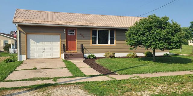 406 Clay St, Clermont, IA 52135