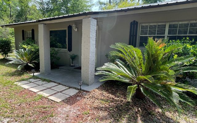4923 SW Ichetucknee Ave, Fort White, FL 32038