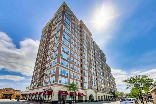 77 S  Evergreen Ave #308, Arlington Heights, IL 60005