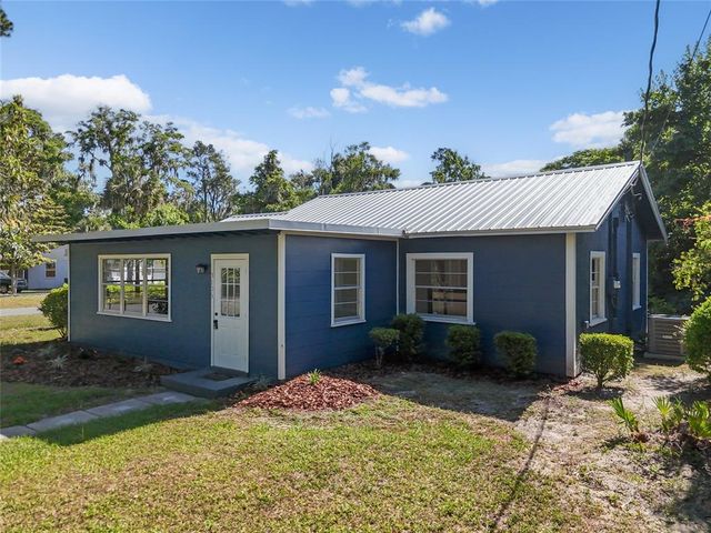 3105 NW 4th Ter, Gainesville, FL 32609