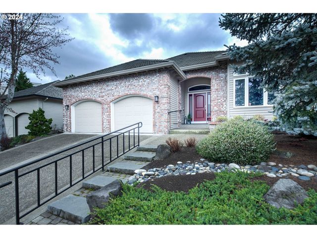 4664 NW Driver Pl, Portland, OR 97229