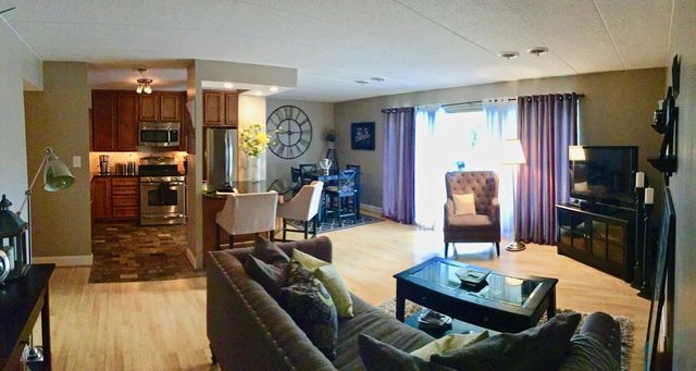 2632 Wagon Dr #1B, Alexandria, VA 22303