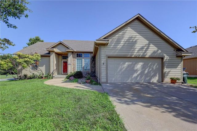 400 E  Pawnee Ln, Gardner, KS 66030
