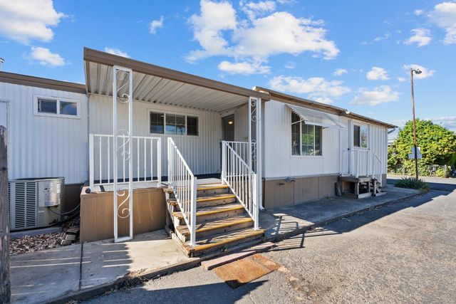 2340 Sanguinetti Ln #72, Stockton, CA 95205
