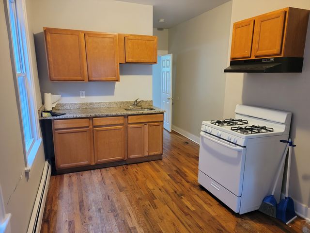 149 Wilkinson Ave #37E, Jersey City, NJ 07305