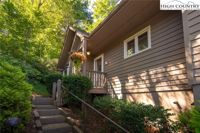181 Pheasant Lane, Blowing Rock, NC 28605
