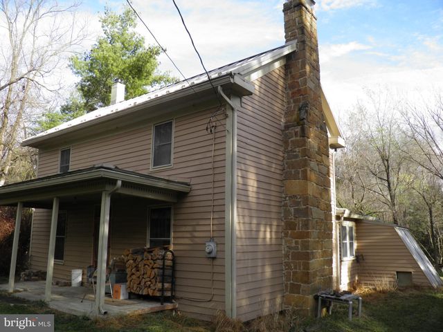 574 Jake Hill Rd, Upper Tract, WV 26866