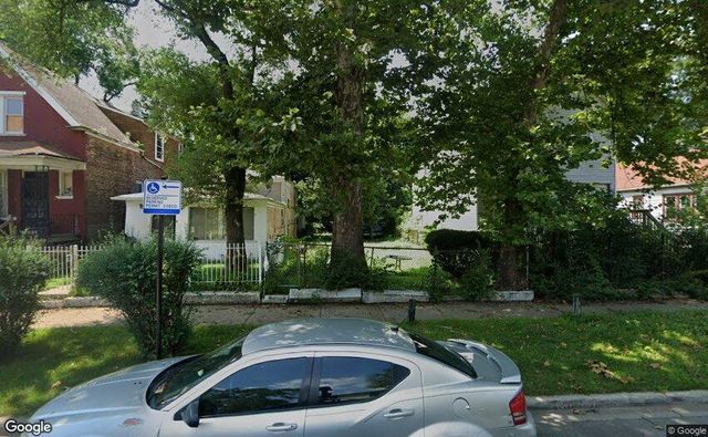 6738 S  Bishop St, Chicago, IL 60636