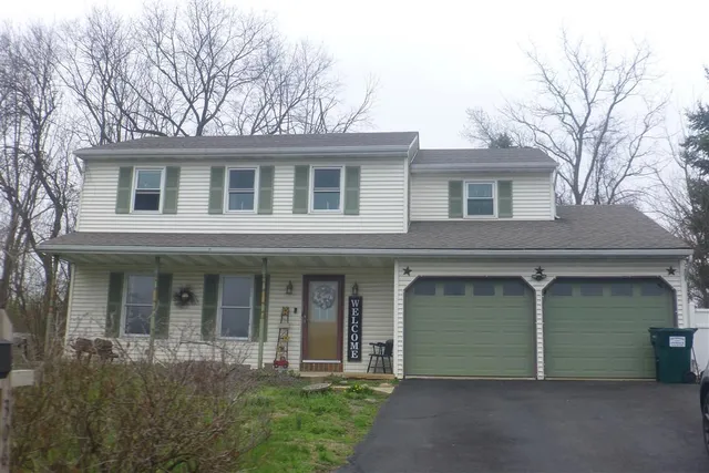 306 Faith Dr, Blandon, PA 19510