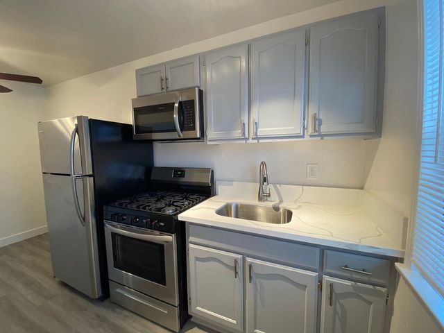 1210 N  Berendo St #23, Los Angeles, CA 90029