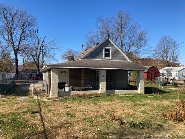 1827 West Street, New Albany, IN 47150