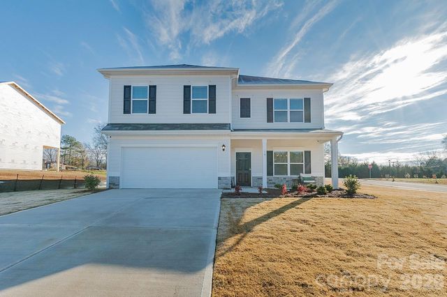 16 Wendall Ln, Concord, NC 28025