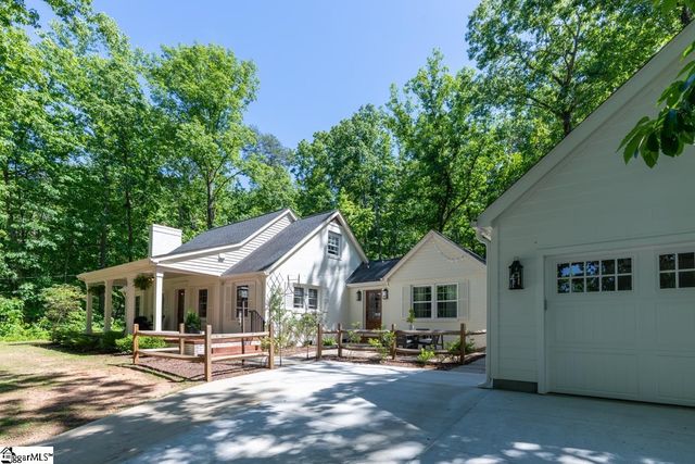 125 Turner Cir, Greenville, SC 29609