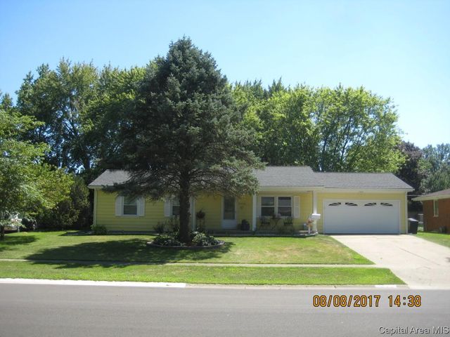 2220 Winnebago Dr, Springfield, IL 62702