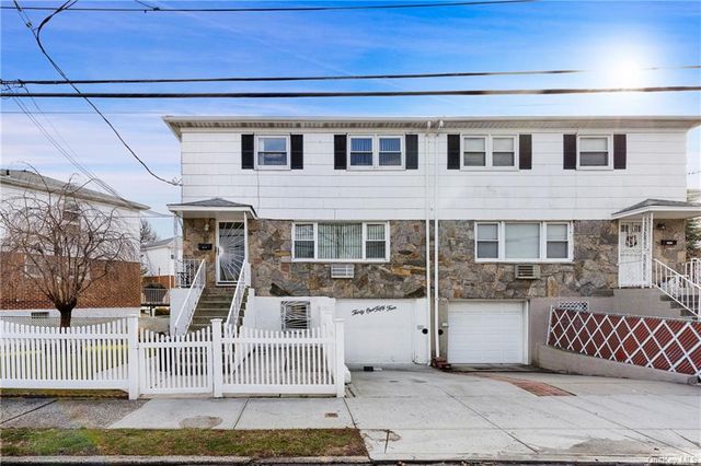 3154 Middletown Road, Bronx, NY 10465