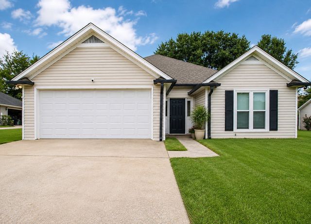 1718 Bradford Ln, Bessemer, AL 35022