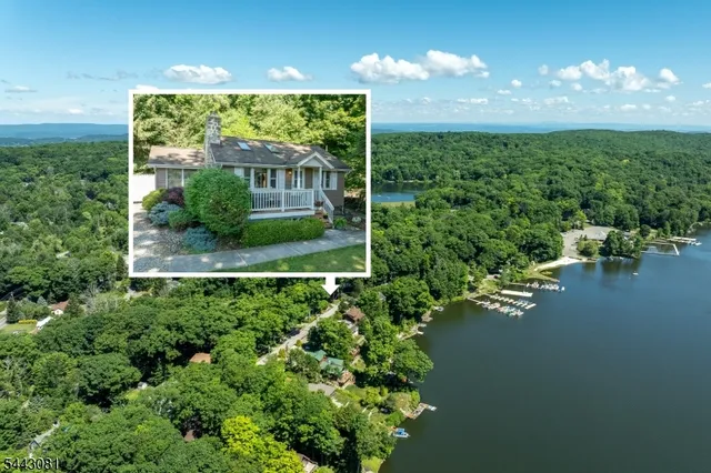 2217 Lakeside Drive West, Highland Lakes, NJ 07422