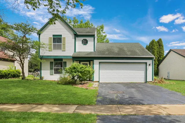 1953 Lawson Blvd, Gurnee, IL 60031