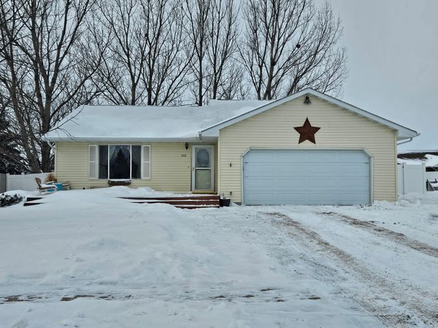 1818 17th Ave S, Brookings, SD 57006