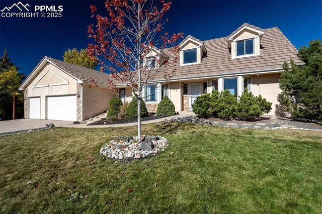 170 Huntington Beach Dr, Colorado Springs, CO 80921