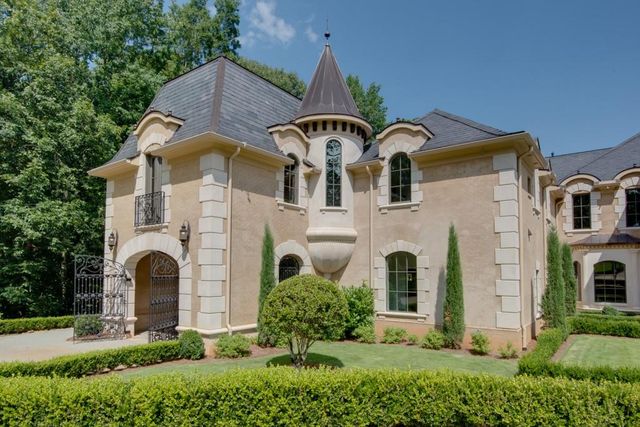 5138 Northside Dr, Atlanta, GA 30327