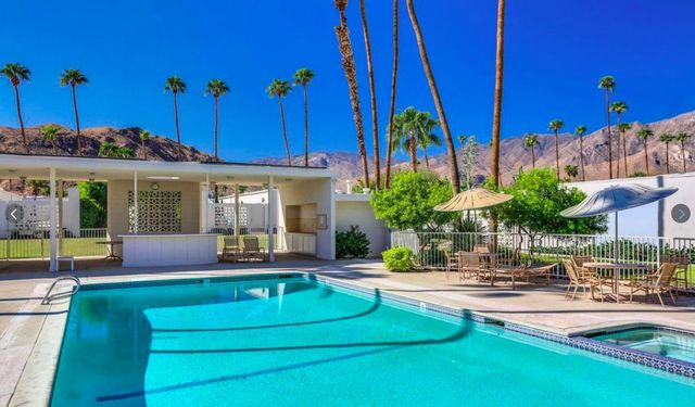 1846 Sandcliff Rd, Palm Springs, CA 92264