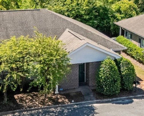 805 Harvard Dr #7B, Auburn, AL 36830
