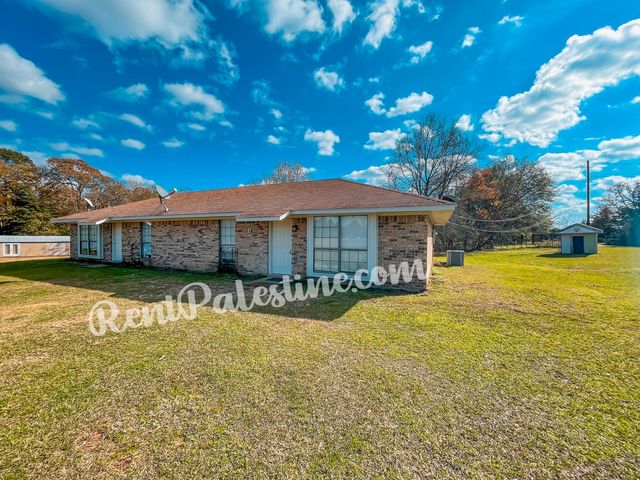 118 An County Rd, Tennessee Colony, TX 75861