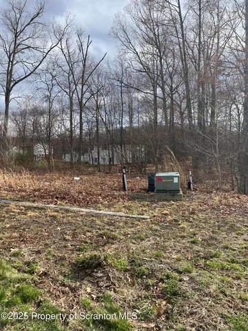 Whispering Way, Pittston, PA 18640