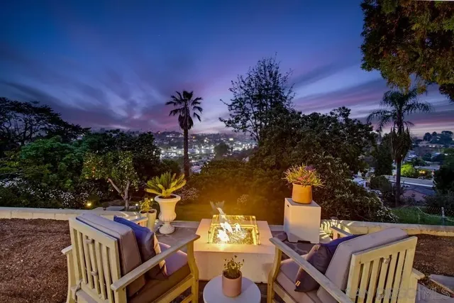 6354 Celia Vista Dr, San Diego, CA 92115