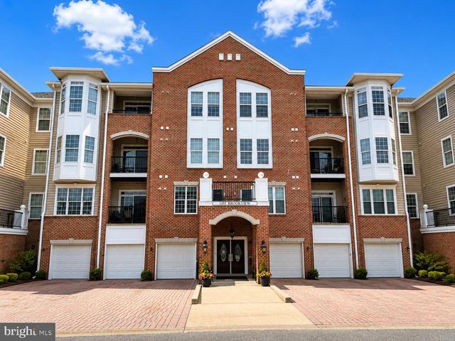 7315 Brookview Rd #207, Elkridge, MD 21075