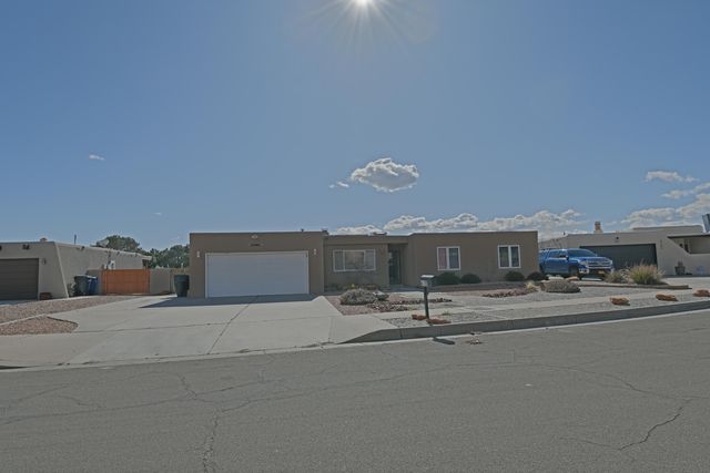 4115 Cibola Village Dr NE, Albuquerque, NM 87111