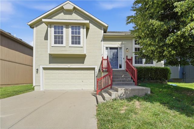 12208 N  Shannon Ave, Kansas City, MO 64163