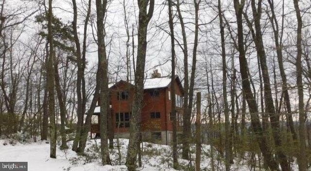 78 Pine Point Dr, New Creek, WV 26743