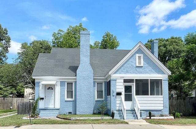 2213-2215 Rosewood Dr, Columbia, SC 29205