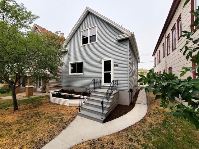 2838 South 9th PLACE, Milwaukee, WI 53215