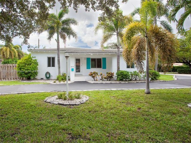 4390 SW 15th St, Miami, FL 33134