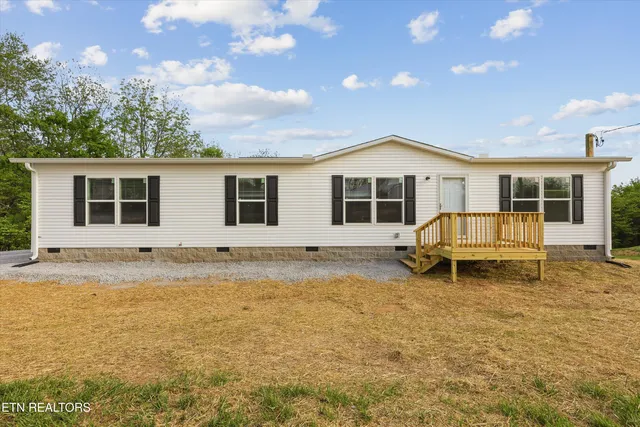 618 Pond Hill Rd, Niota, TN 37826
