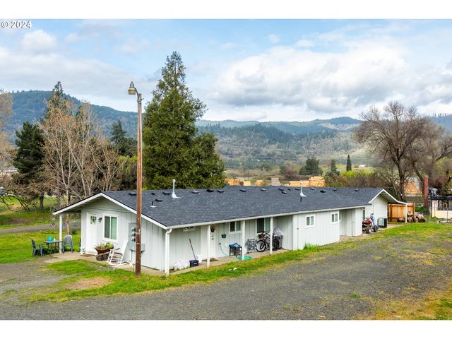 625 E  5th Ave, Riddle, OR 97469