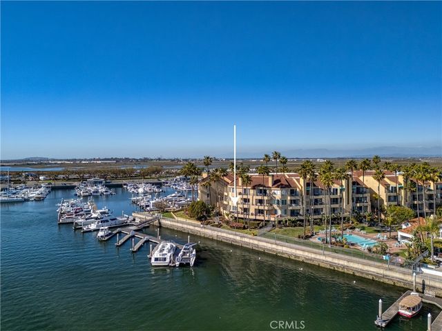 16291 Countess Dr #105, Huntington Beach, CA 92649