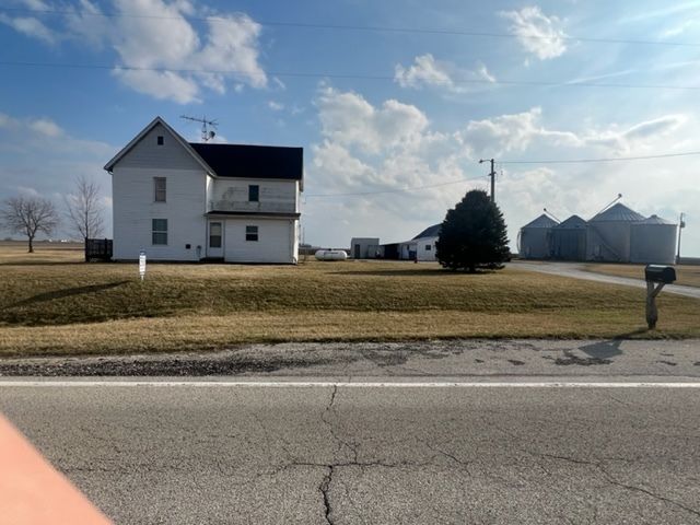 1695 E  State Route 116, Kempton, IL 60946