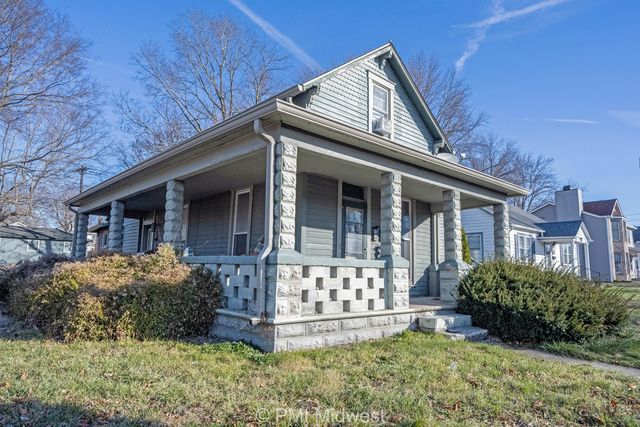 156 W  Main St   #C, Mooresville, IN 46158