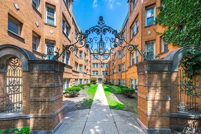850 Washington Blvd #2, Oak Park, IL 60302