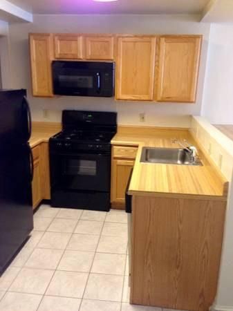 1 3rd St   NE #B, Washington, DC 20002