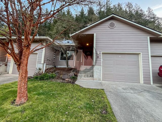1201 S  Water St   #A-R, Silverton, OR 97381