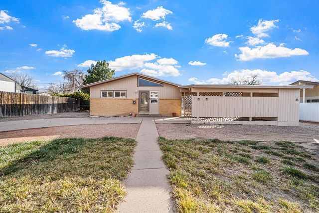 1728 Bonforte Blvd, Pueblo, CO 81001