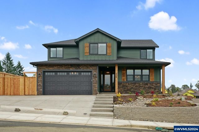 578 NW Crater Lake Dr, Dallas, OR 97338